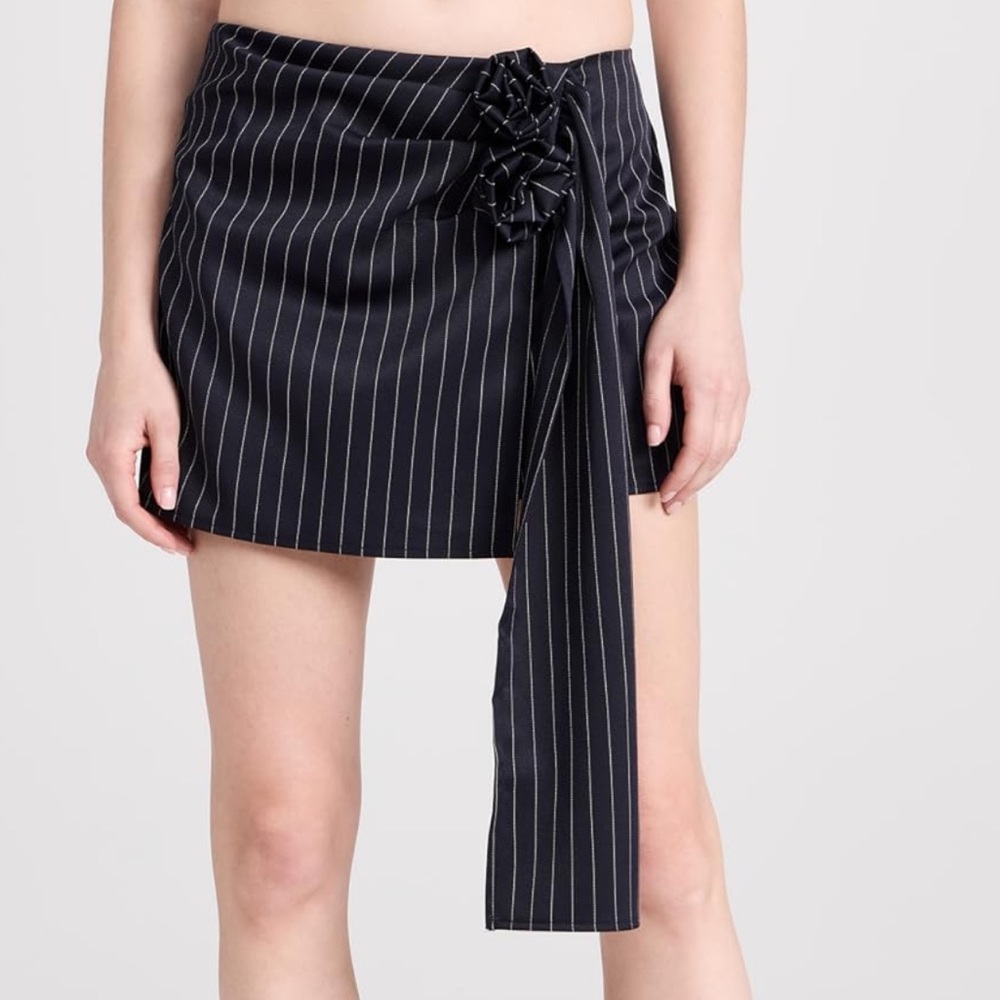 Lioness mini skirt